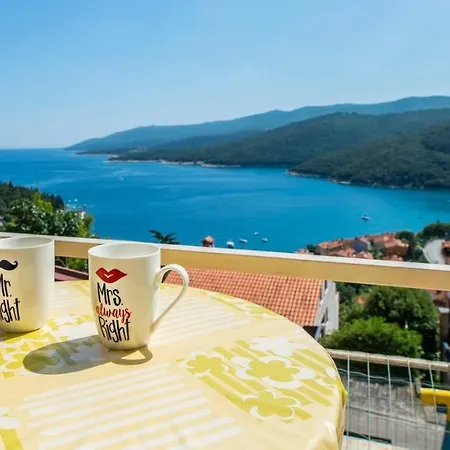 Gracia - With Great View